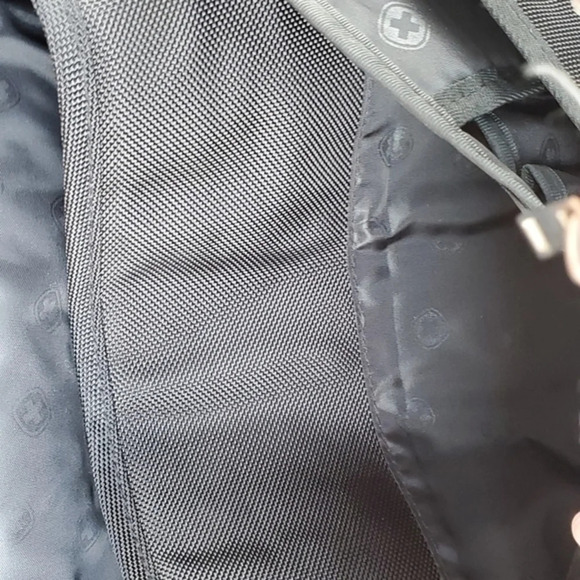 Swiss Gear laptop bag - Picture 15 of 16